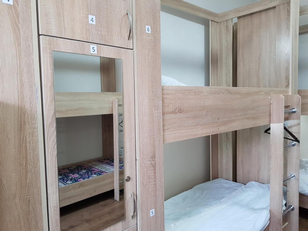 Nomad 4x4 Hostel